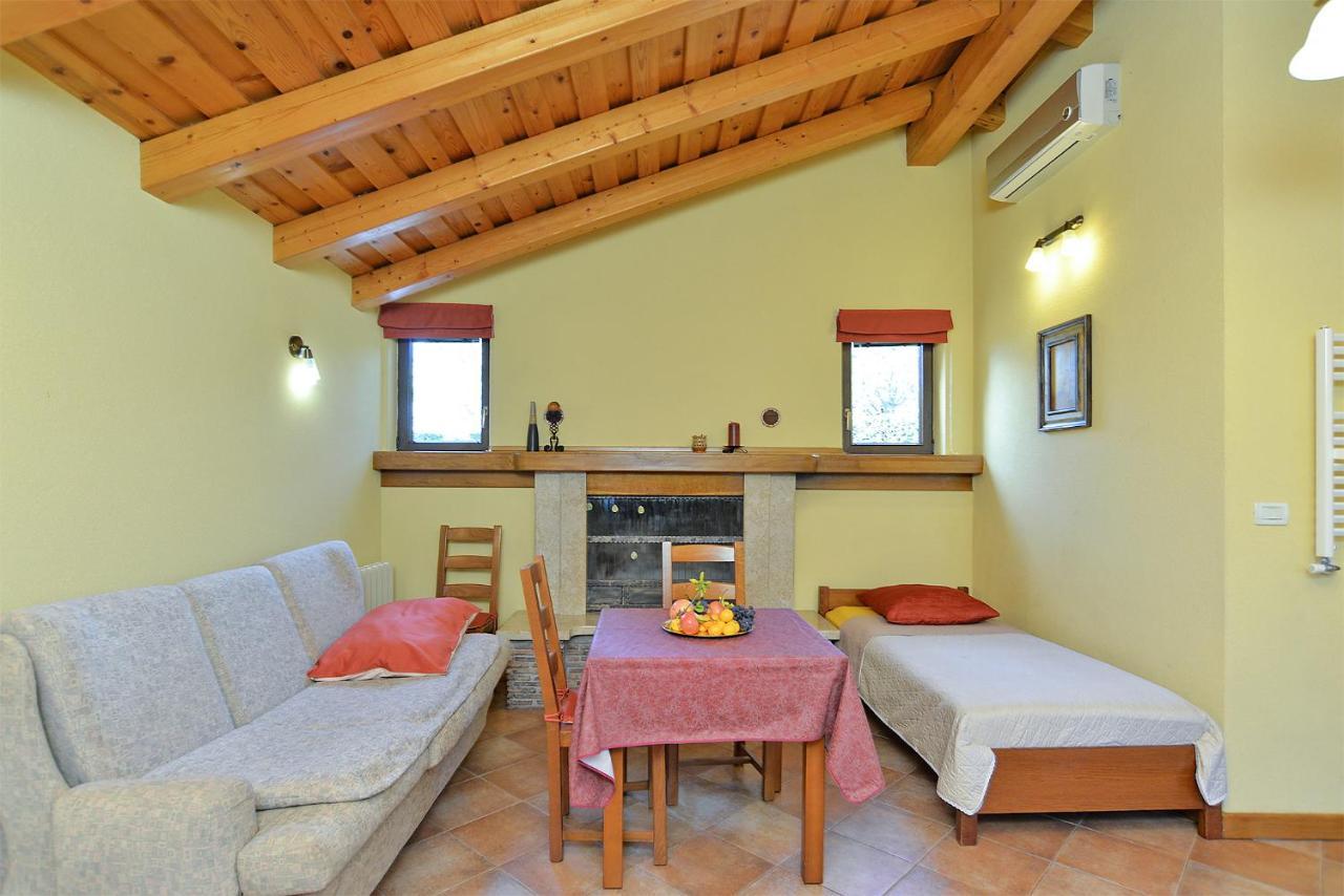 Apartments Ana 379 Rovigno Esterno foto