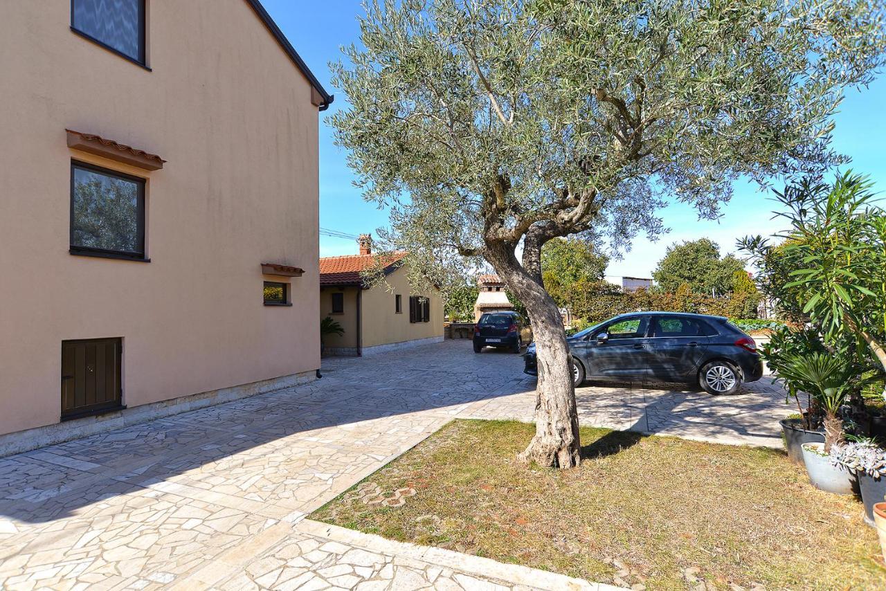 Apartments Ana 379 Rovigno Esterno foto